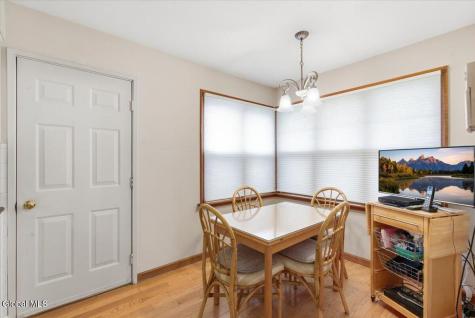 18 Kensington Place Albany NY 12209