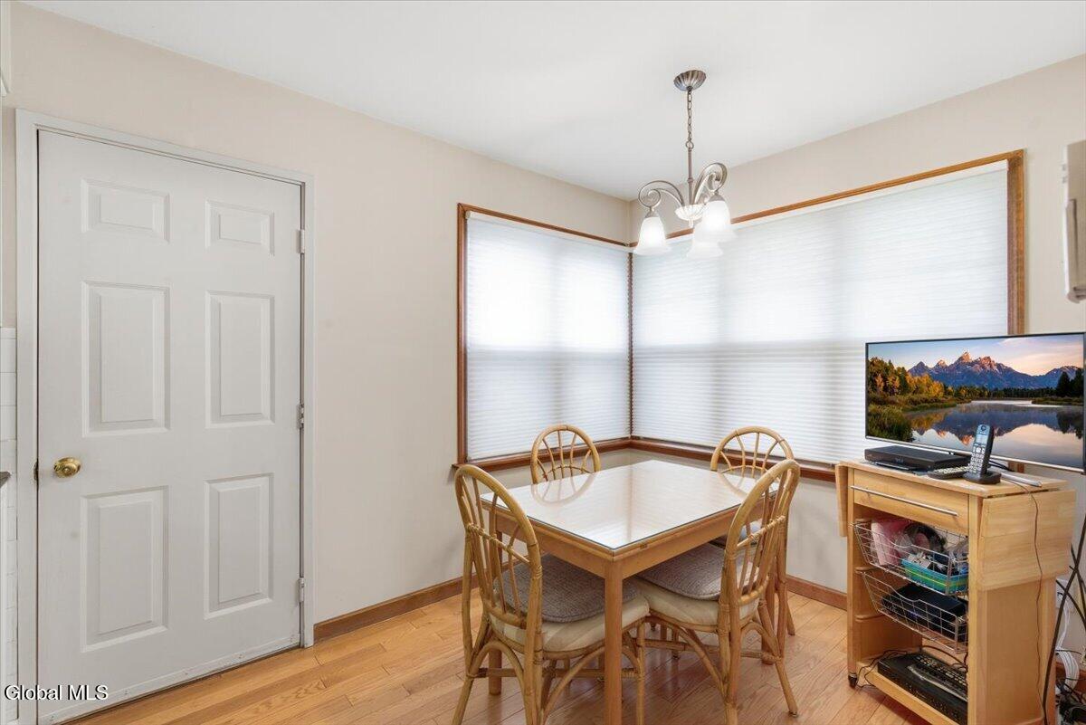 18 Kensington Place Albany NY 12209