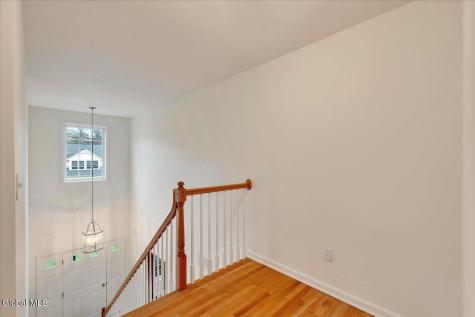 36 Oakmont Street Niskayuna NY 12309