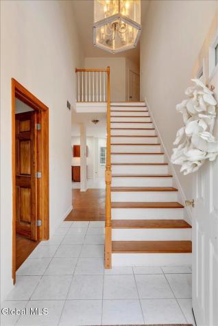36 Oakmont Street Niskayuna NY 12309