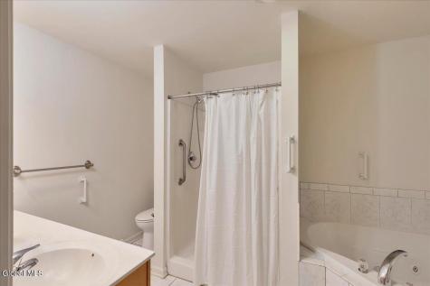 36 Oakmont Street Niskayuna NY 12309