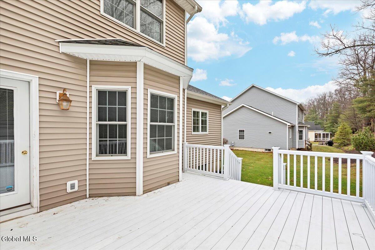36 Oakmont Street Niskayuna NY 12309