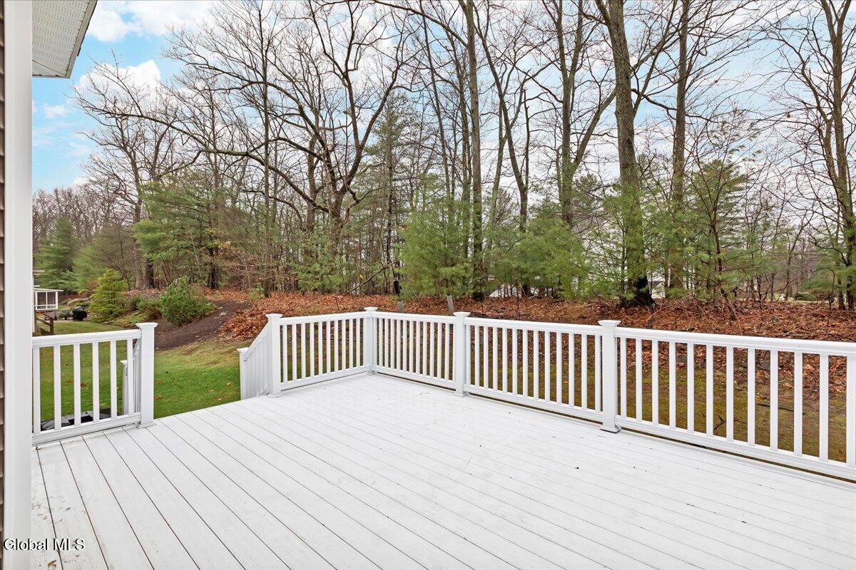 36 Oakmont Street Niskayuna NY 12309