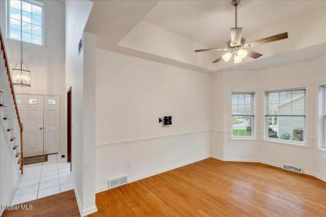 36 Oakmont Street Niskayuna NY 12309