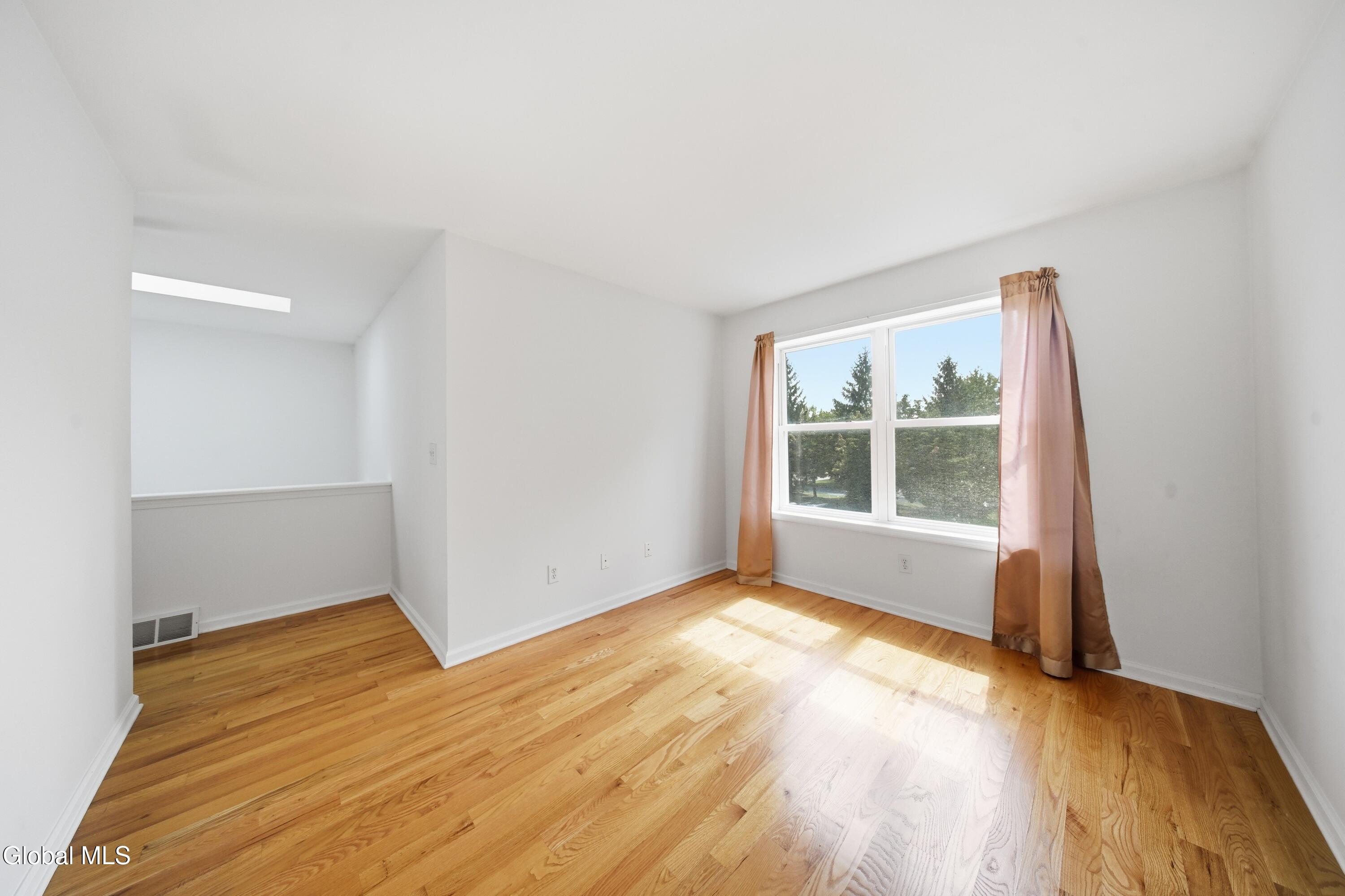 153 Harvard Road Watervliet NY 12189