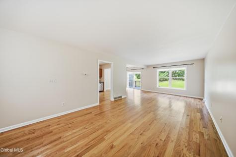 153 Harvard Road Watervliet NY 12189