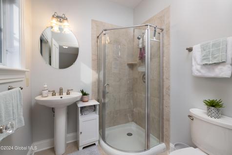 30 Whistler Court Saratoga Springs NY 12866