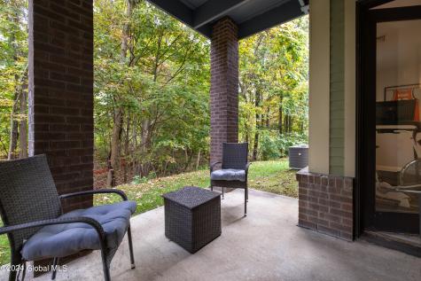 30 Whistler Court Saratoga Springs NY 12866