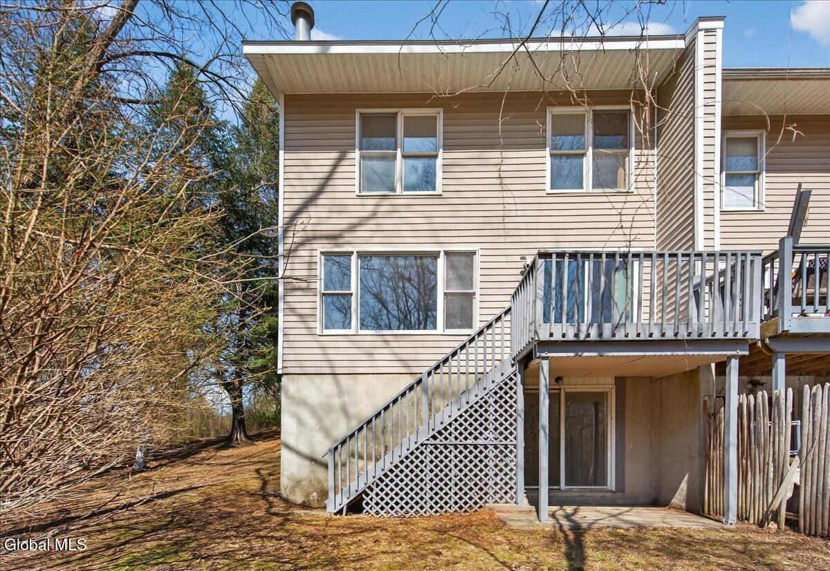 49 Cheryl Court Troy NY 12180