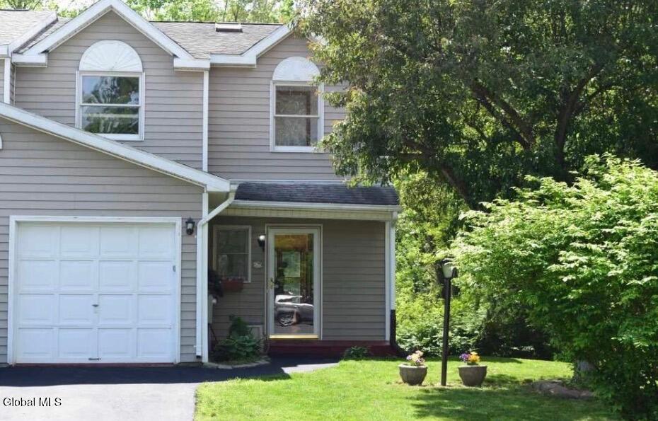 49 Cheryl Court Troy NY 12180