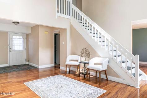 13 Rugby Road Slingerlands NY 12159