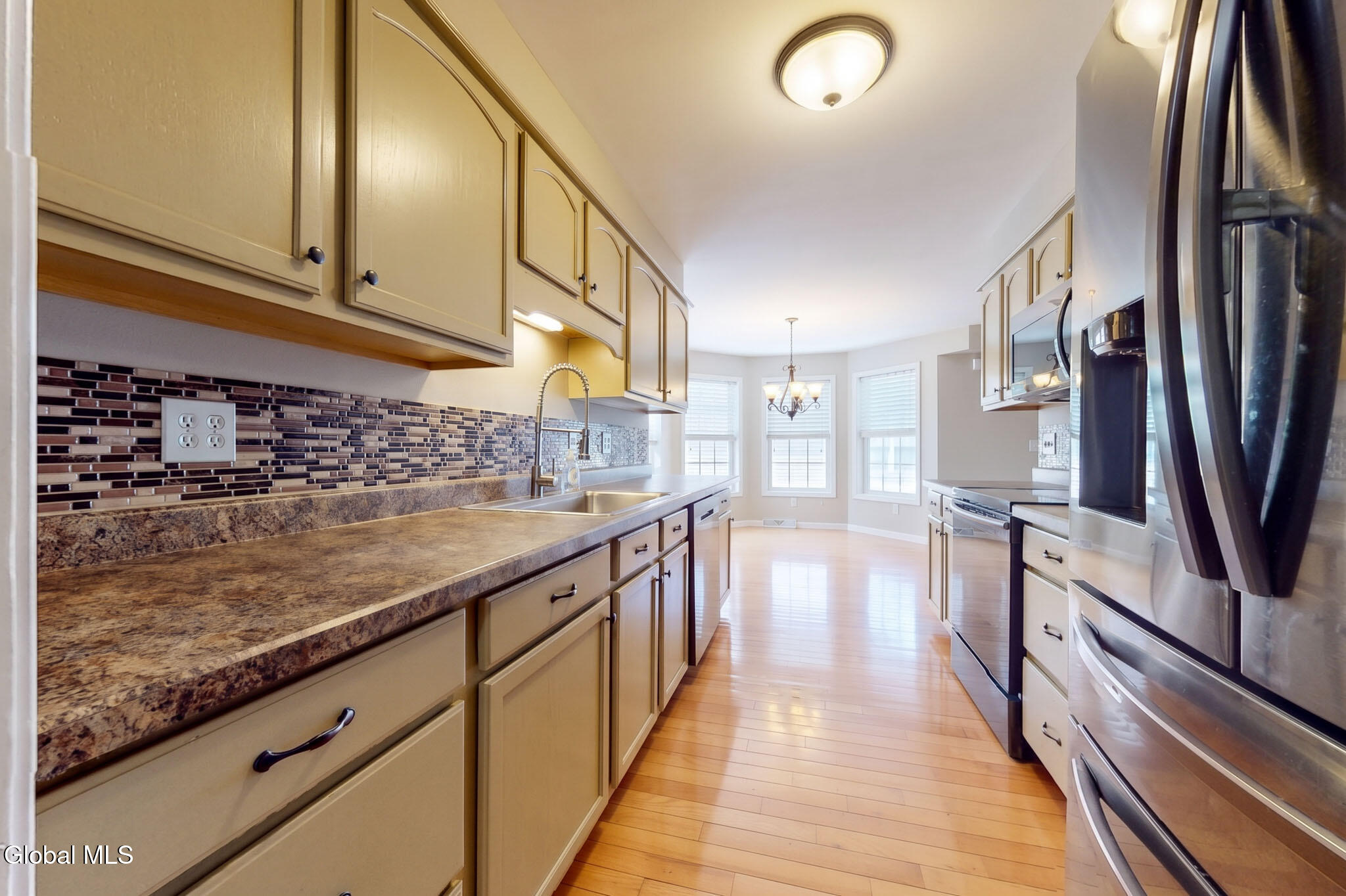 45 Patroon Pointe Drive Rensselaer NY 12144