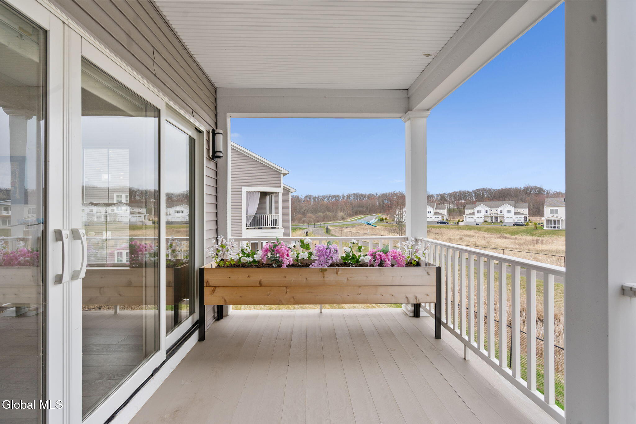 39 Wardley Circle Cohoes NY 12047
