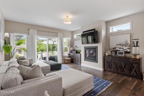 26 Weston Way Malta NY 12020
