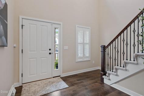 26 Weston Way Malta NY 12020