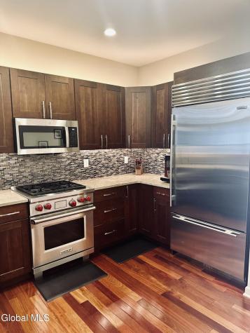 46 Andriana Lane Albany NY 12204