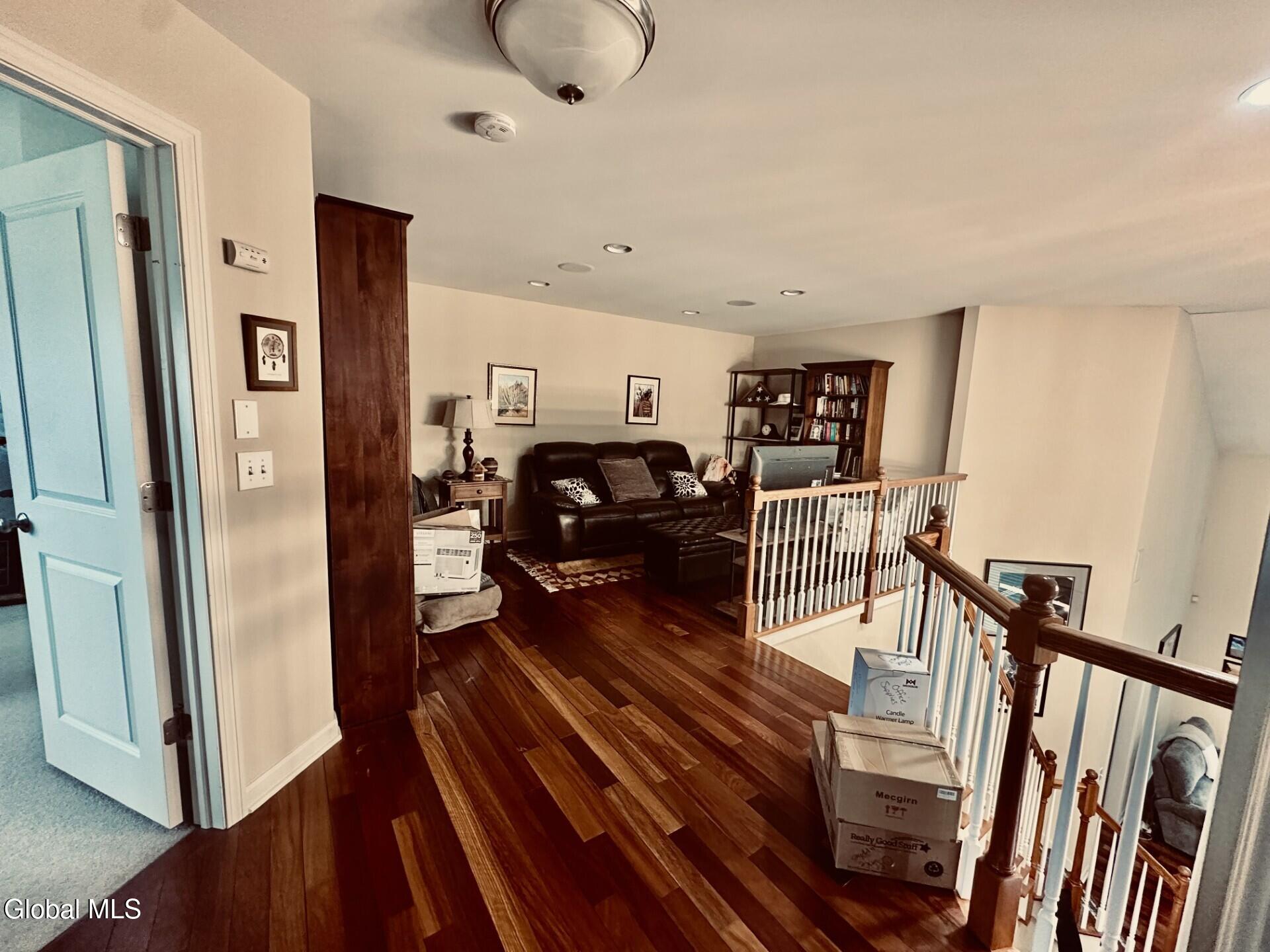 46 Andriana Lane Albany NY 12204