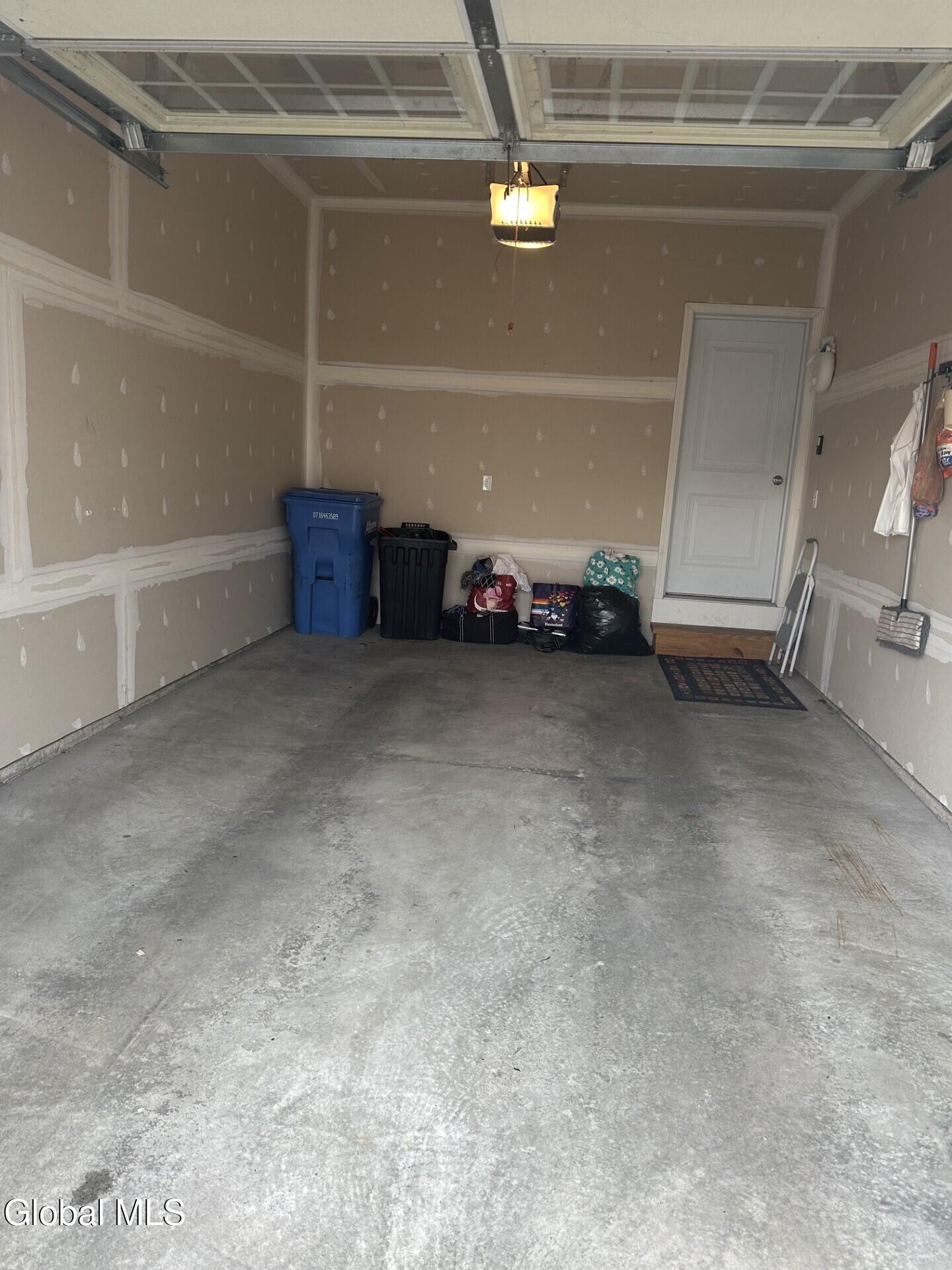 46 Andriana Lane Albany NY 12204