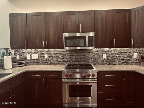 46 Andriana Lane Albany NY 12204
