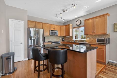 19 Empire Circle Rensselaer NY 12144