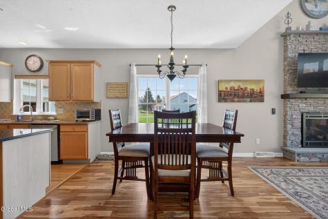 19 Empire Circle Rensselaer NY 12144