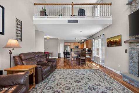 19 Empire Circle Rensselaer NY 12144