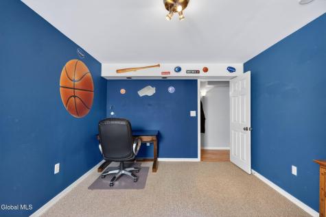 19 Empire Circle Rensselaer NY 12144