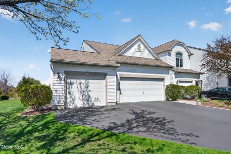 19 Empire Circle Rensselaer NY 12144