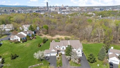 19 Empire Circle Rensselaer NY 12144