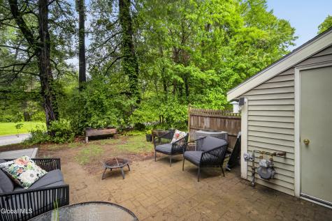10 Redcoat Court Halfmoon NY 12065