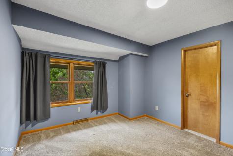 67 Harvard Road Watervliet NY 12189