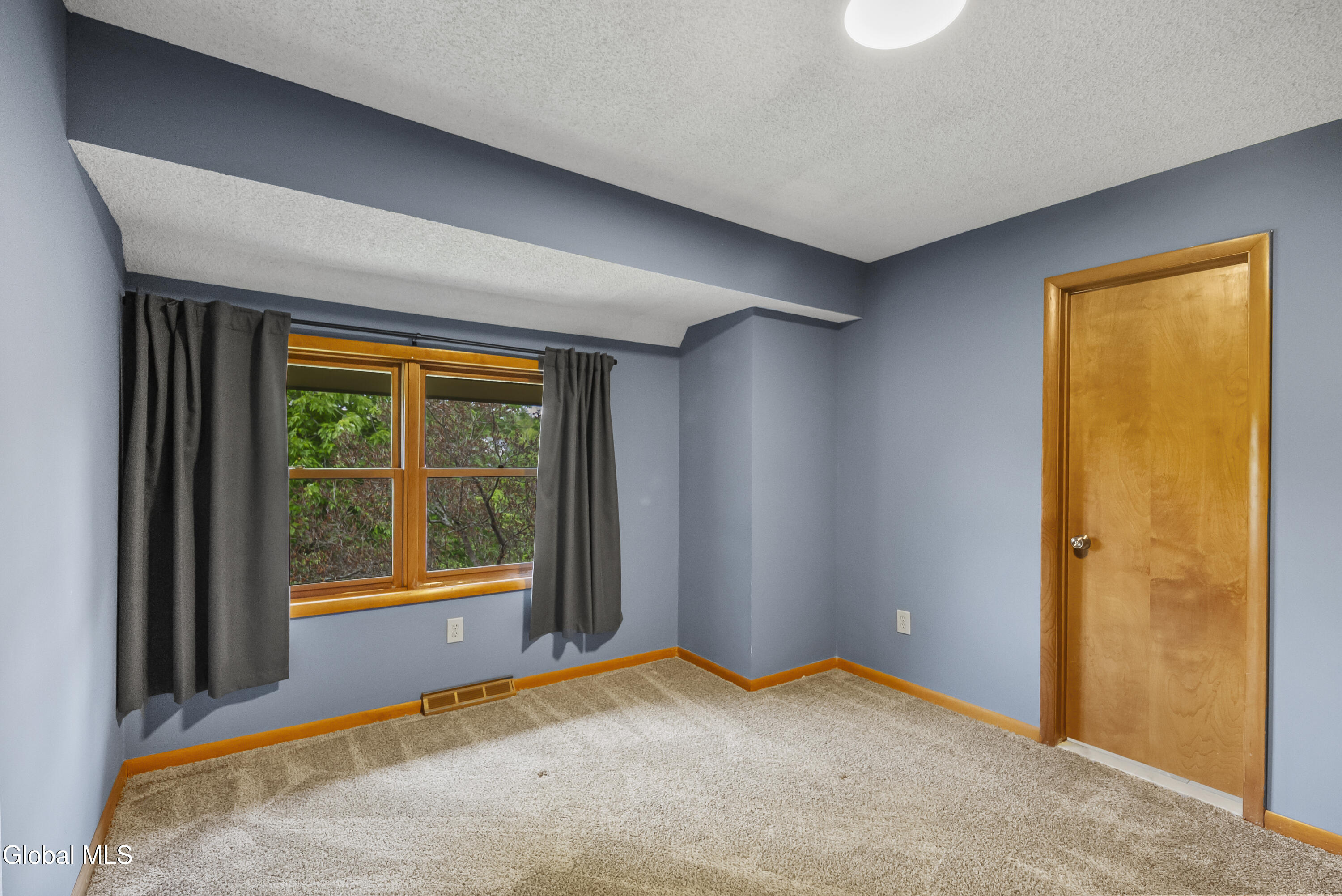 67 Harvard Road Watervliet NY 12189