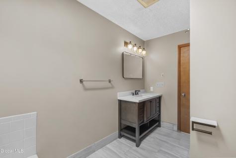 67 Harvard Road Watervliet NY 12189