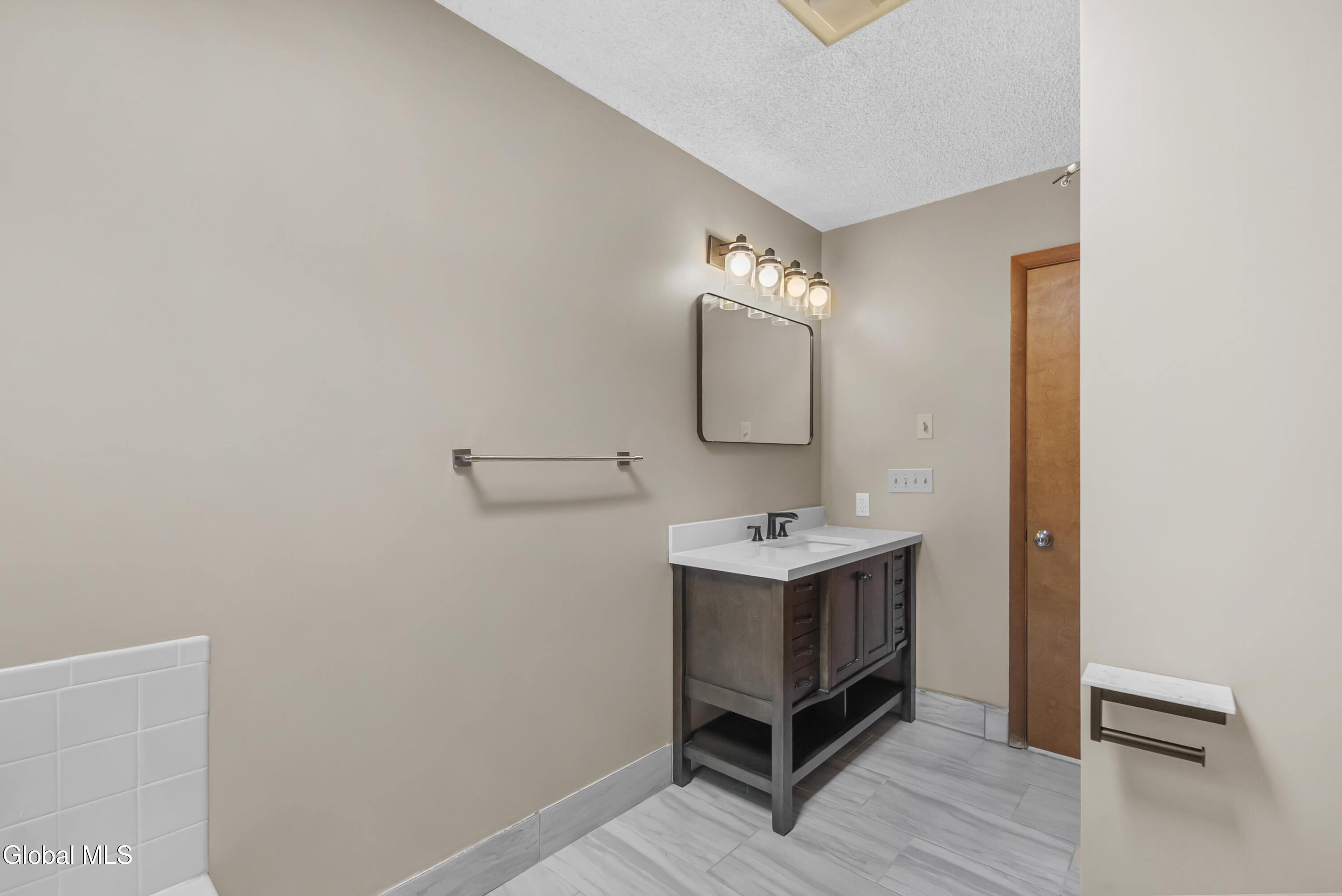 67 Harvard Road Watervliet NY 12189