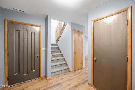 67 Harvard Road Watervliet NY 12189