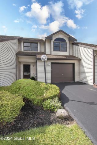 4 Surrey Hill Drive Latham NY 12110