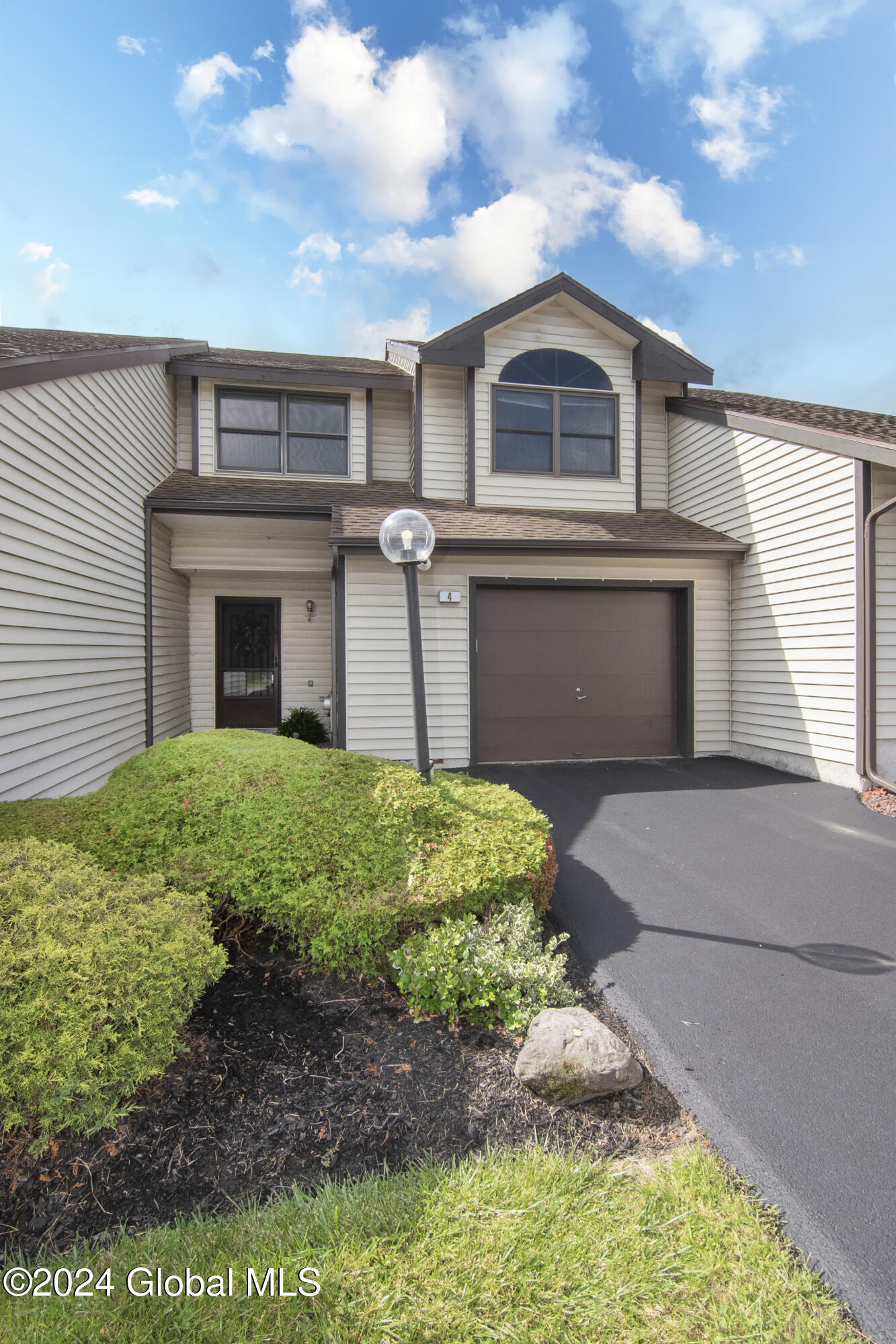 4 Surrey Hill Drive Latham NY 12110