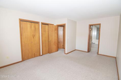 4 Surrey Hill Drive Latham NY 12110
