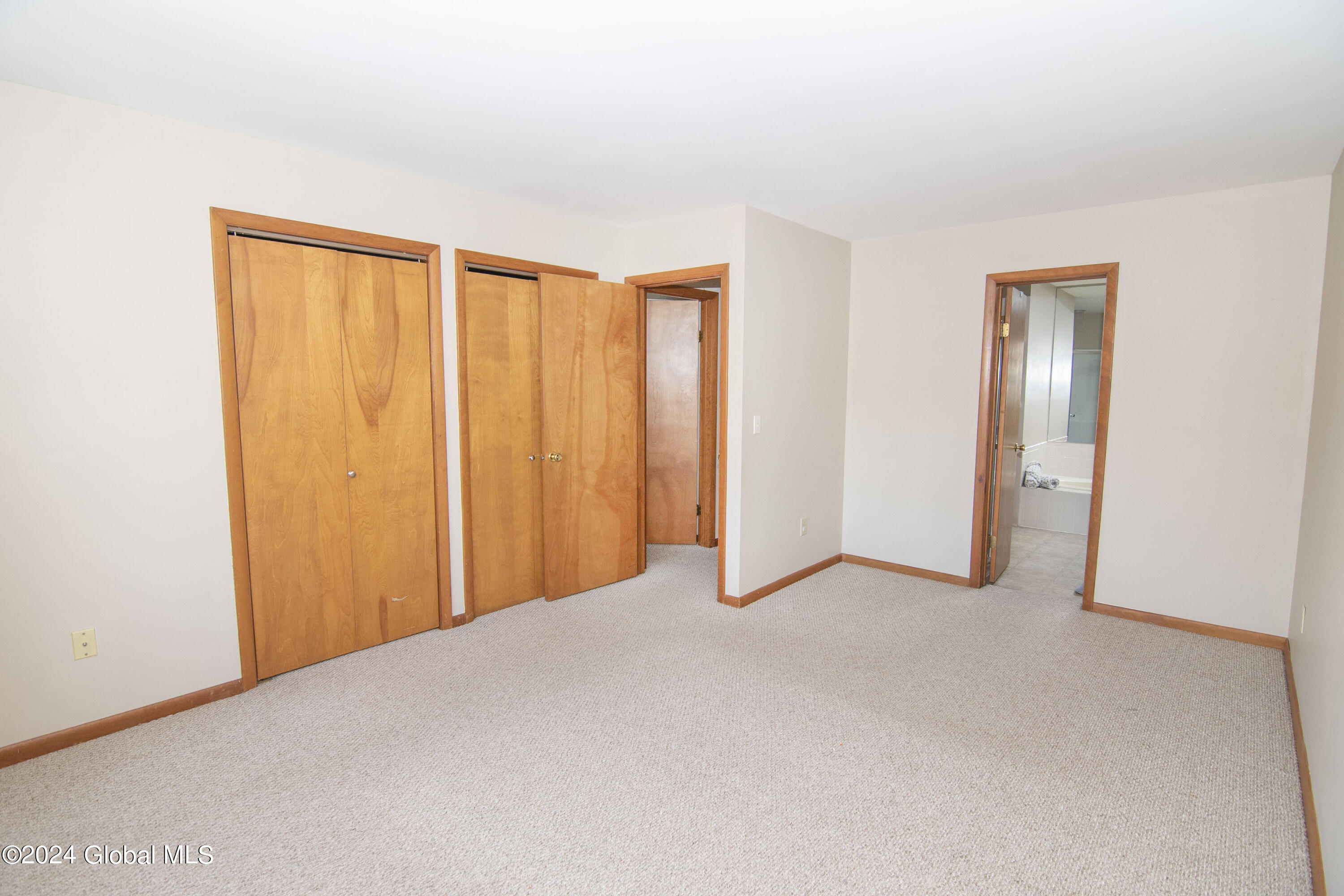 4 Surrey Hill Drive Latham NY 12110