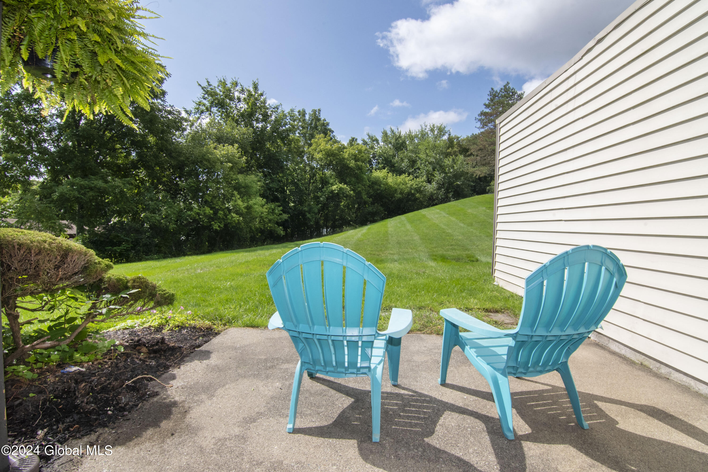 4 Surrey Hill Drive Latham NY 12110