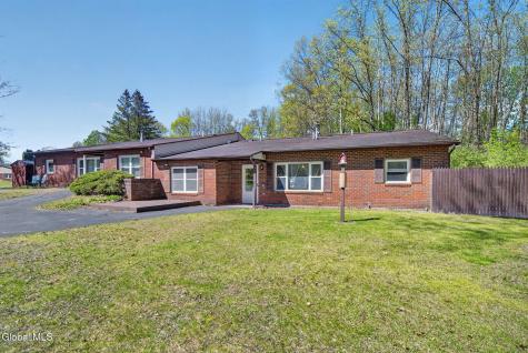 6B Deer Creek Clifton Park NY 12065