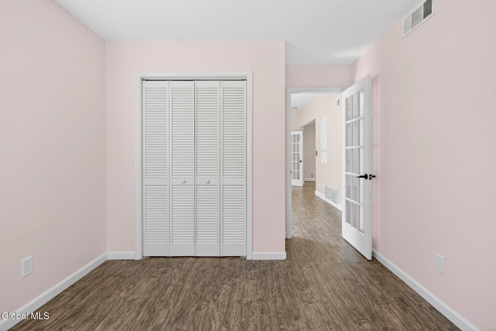 6B Deer Creek Clifton Park NY 12065