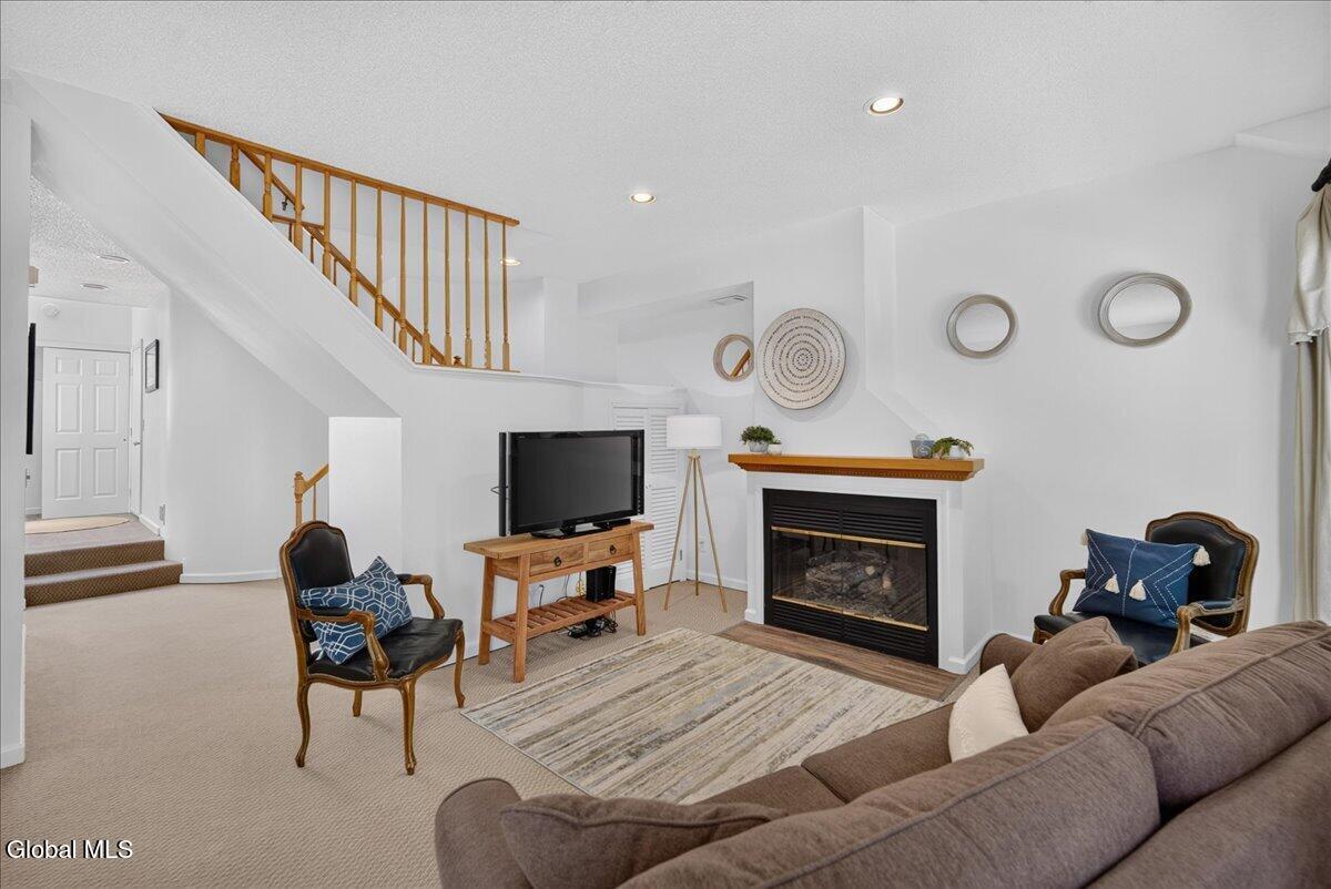 22 Lakeview Road Saratoga Springs NY 12866