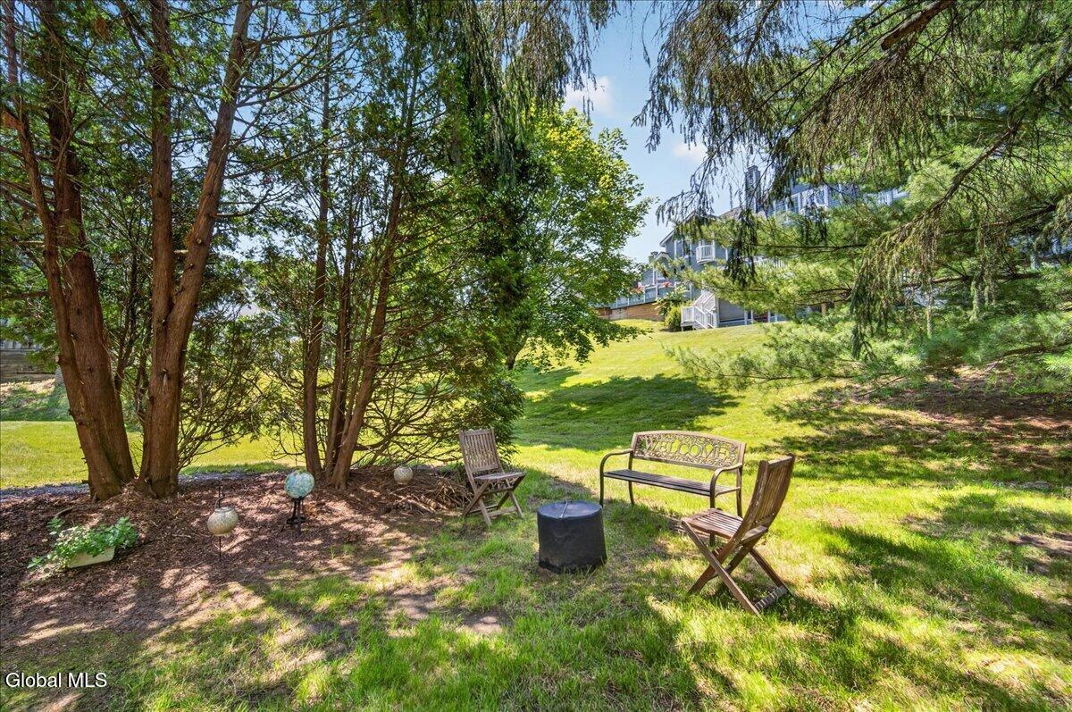 22 Lakeview Road Saratoga Springs NY 12866