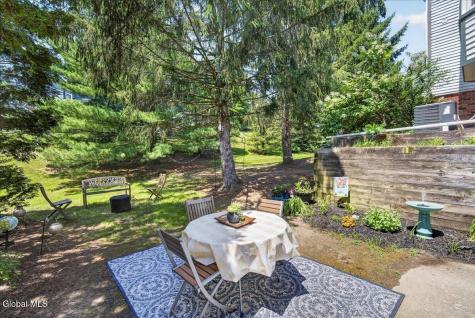 22 Lakeview Road Saratoga Springs NY 12866