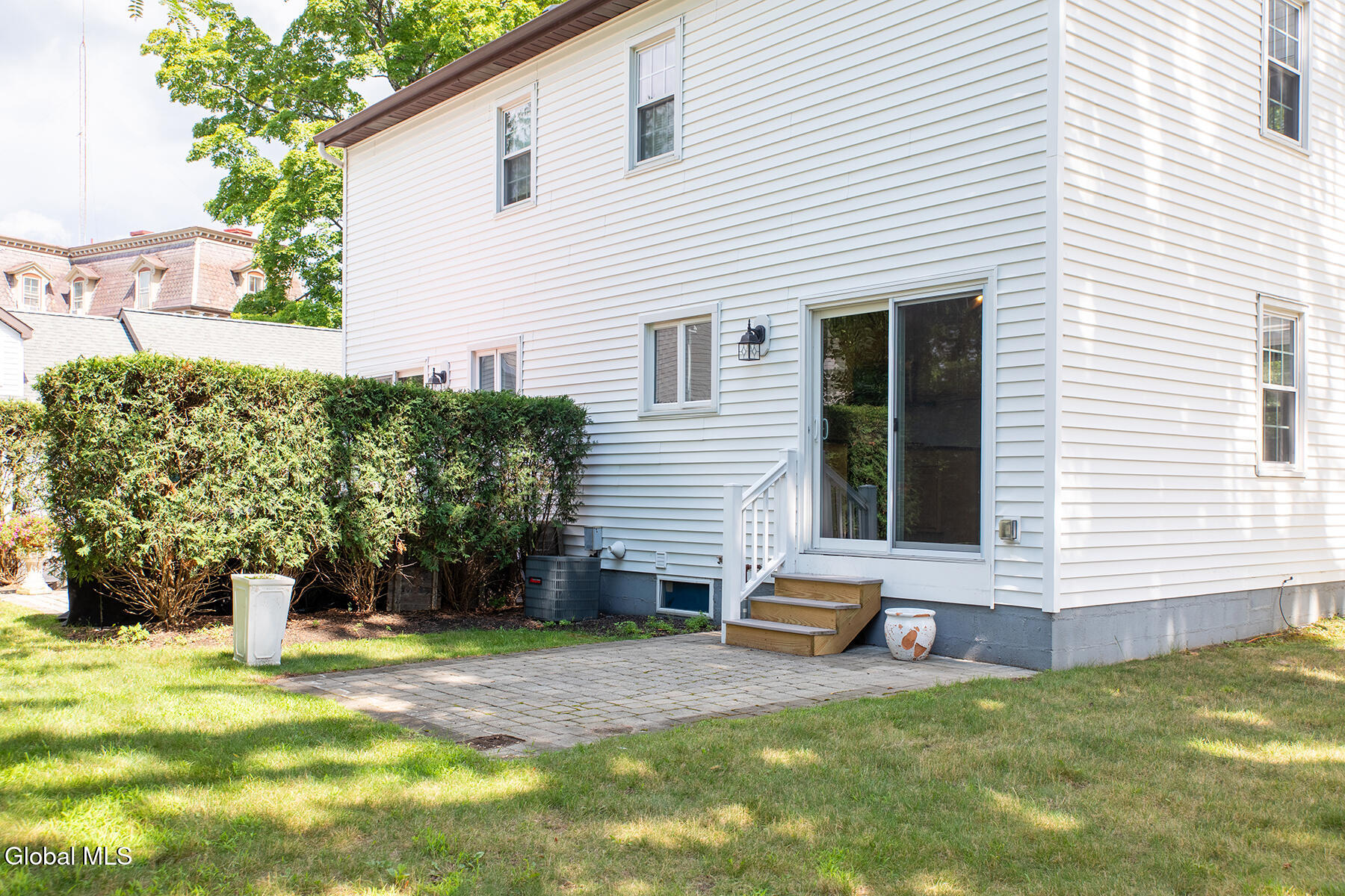 11 Cottage Street Saratoga Springs NY 12866