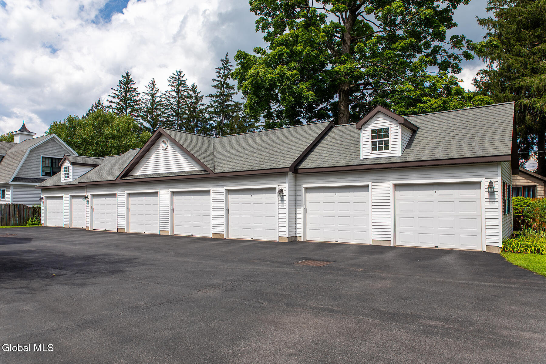 11 Cottage Street Saratoga Springs NY 12866