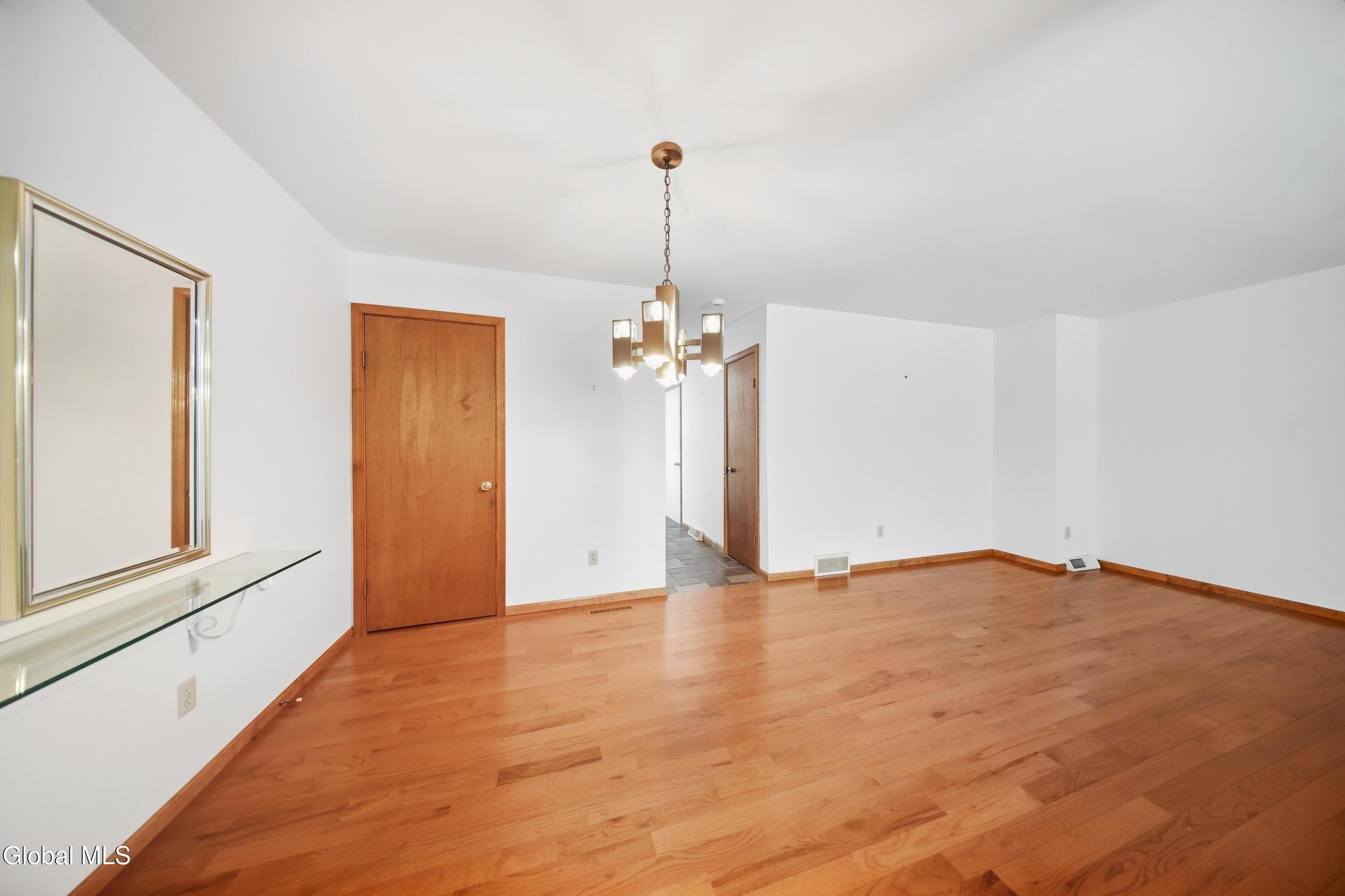 73 Velina Drive Albany NY 12203