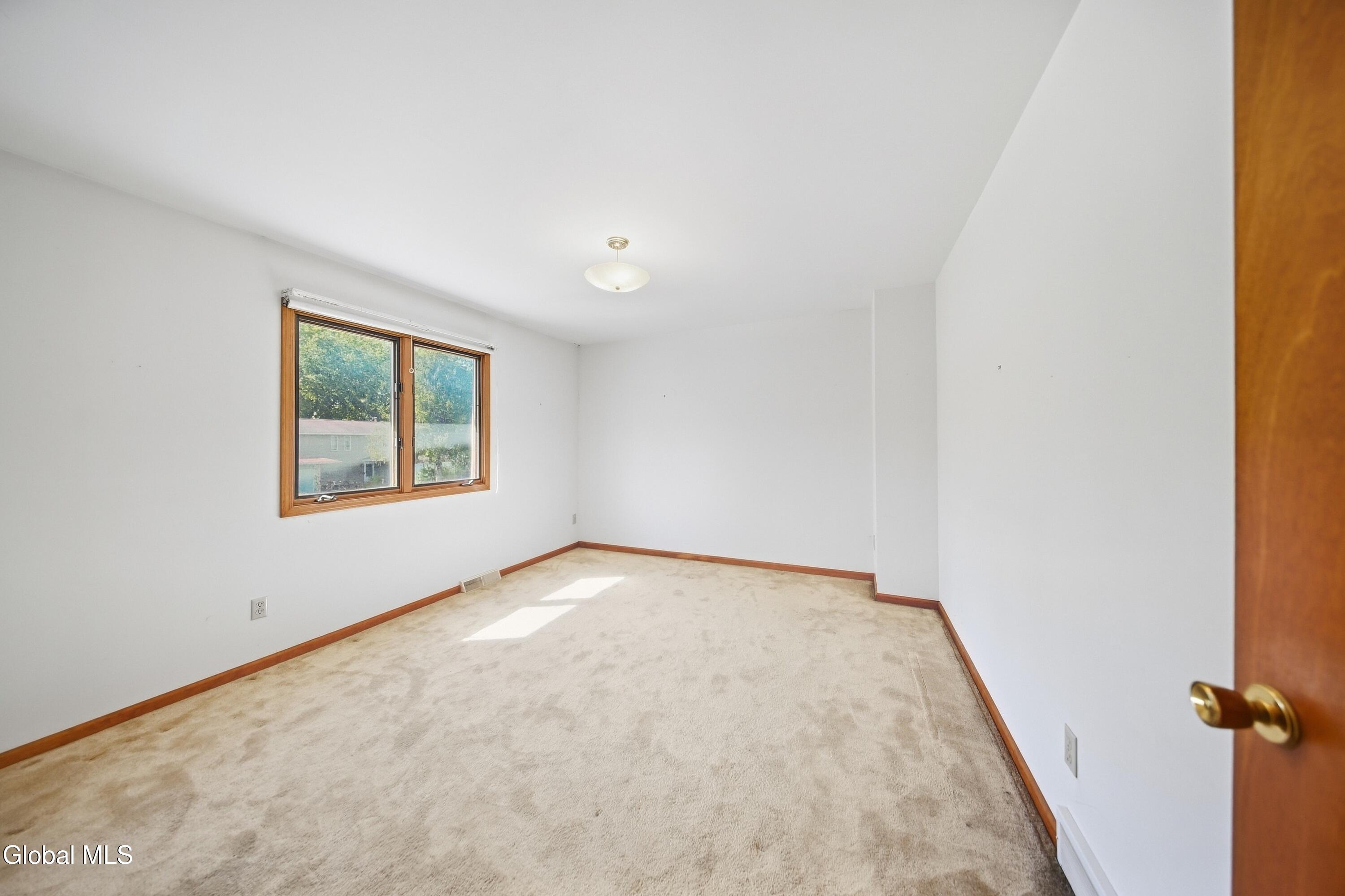 73 Velina Drive Albany NY 12203