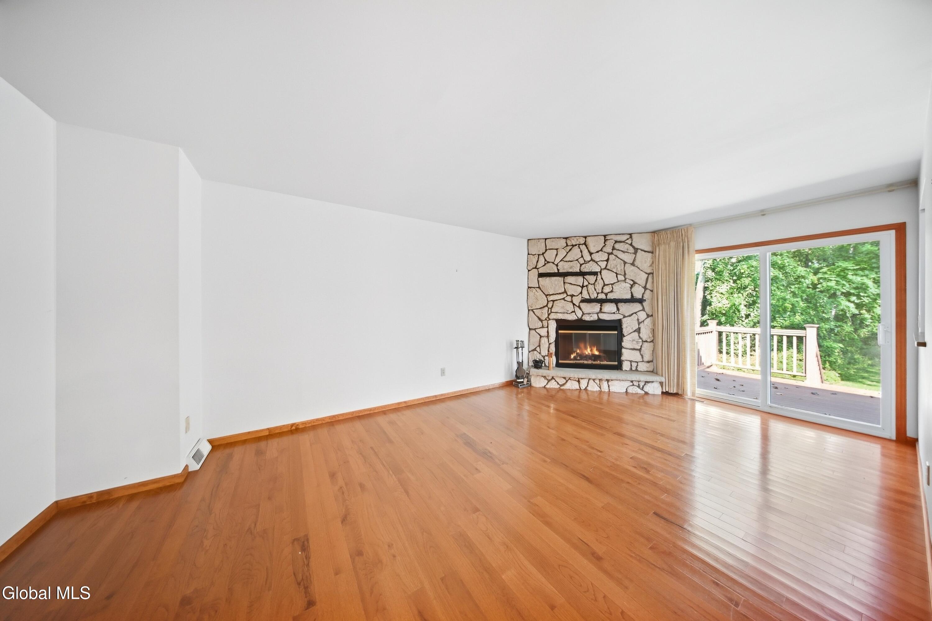 73 Velina Drive Albany NY 12203